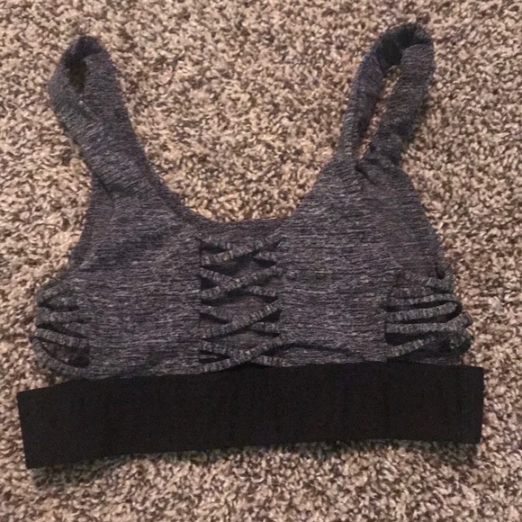 VS PINK sports bras - Picture 3 of 3